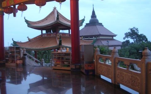 Pagoda Avalokitesvara (Semarang)